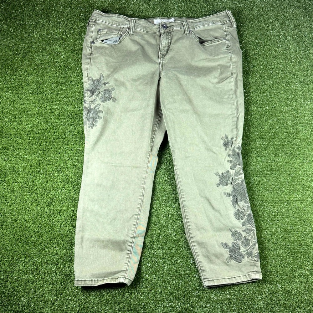 Torrid Womens Olive Green Floral Embroidered Cropped Jeans Size 18 Stretch Denim